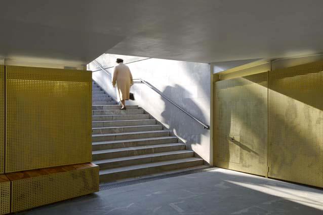 307000_399057366811889_1204649694_n