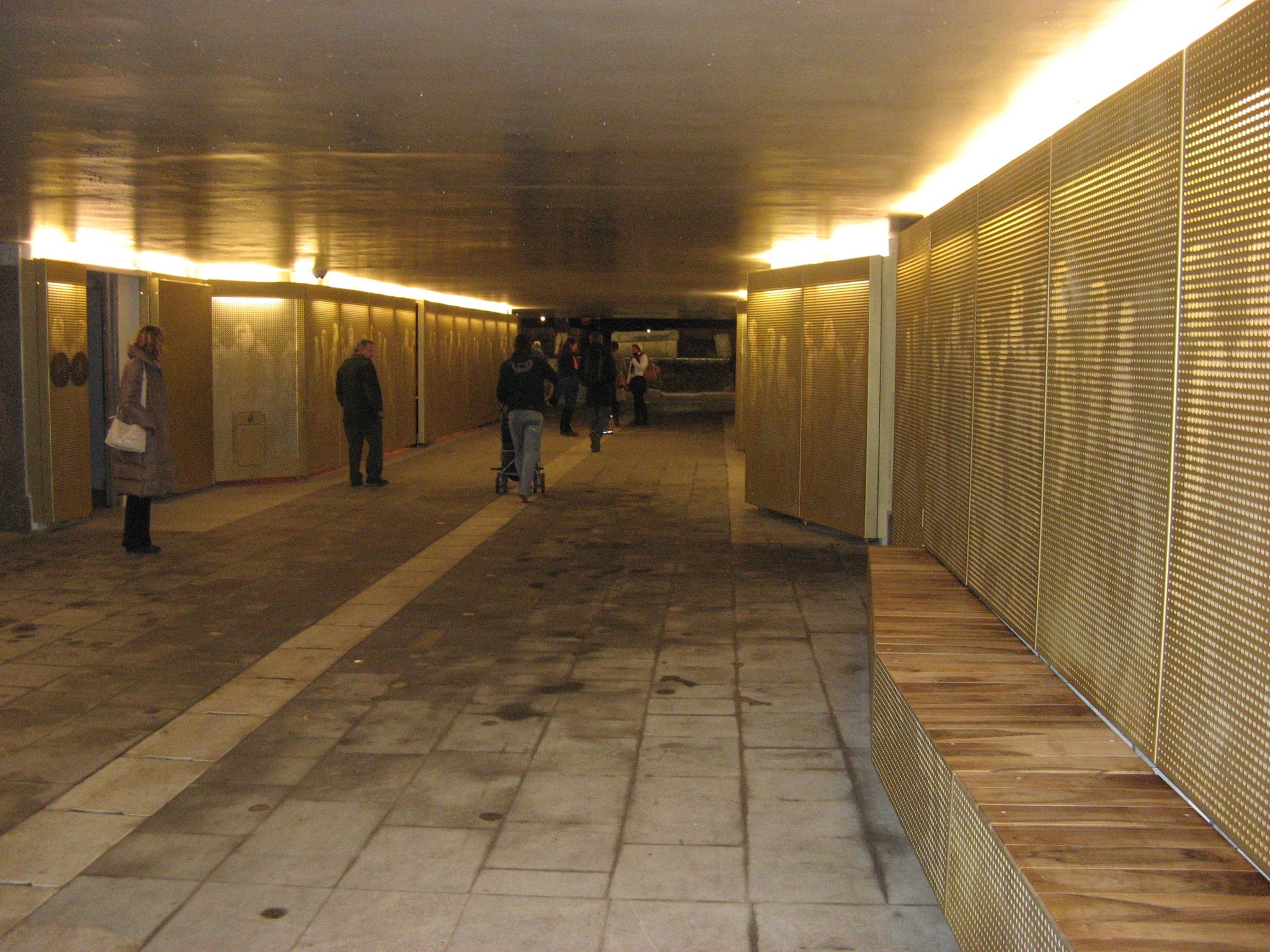 413012_398851306832495_1594165545_o